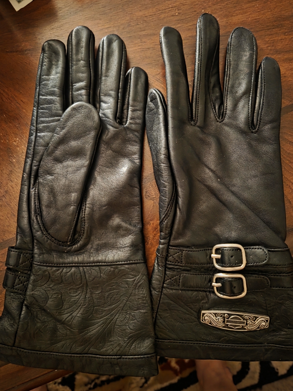 Harley-Davidson Black Leather Women's Gloves with Buckle Accents